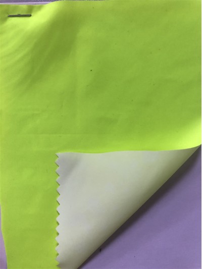 JS-BY 210T尼絲紡純色柔軟pu白   風褸布 45度照